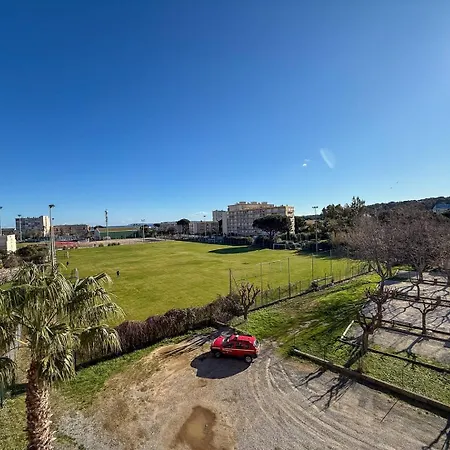 Apartment Vue Degagee Et Climatise