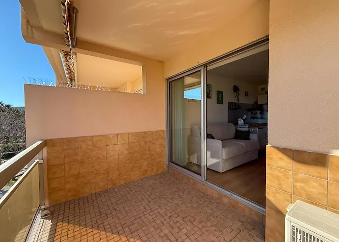 Vue Degagee Et Climatise Apartment *