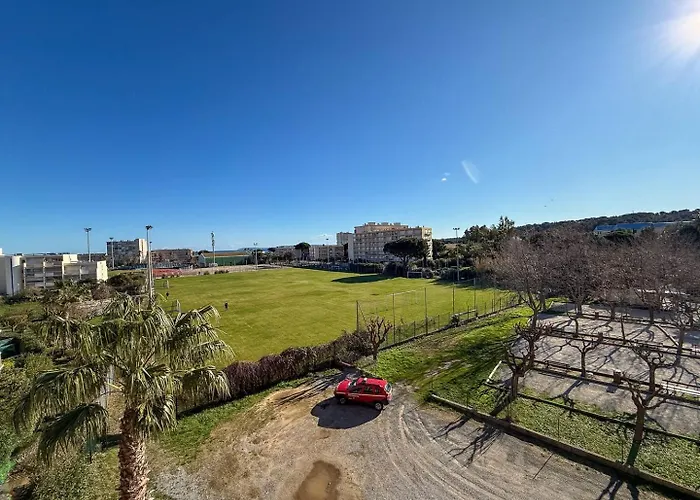 Apartment Vue Degagee Et Climatise